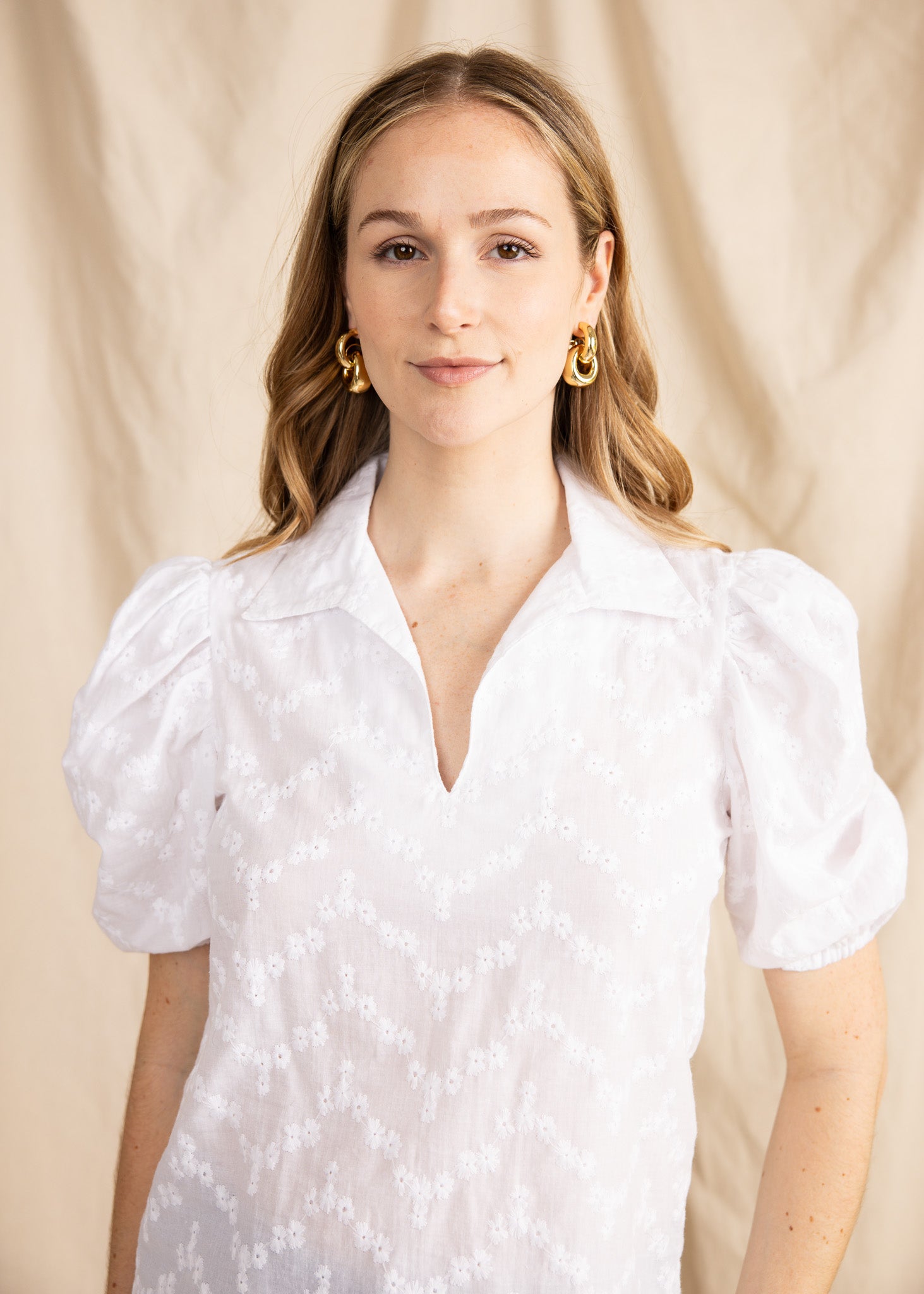 BEATRICE TOP eyelet