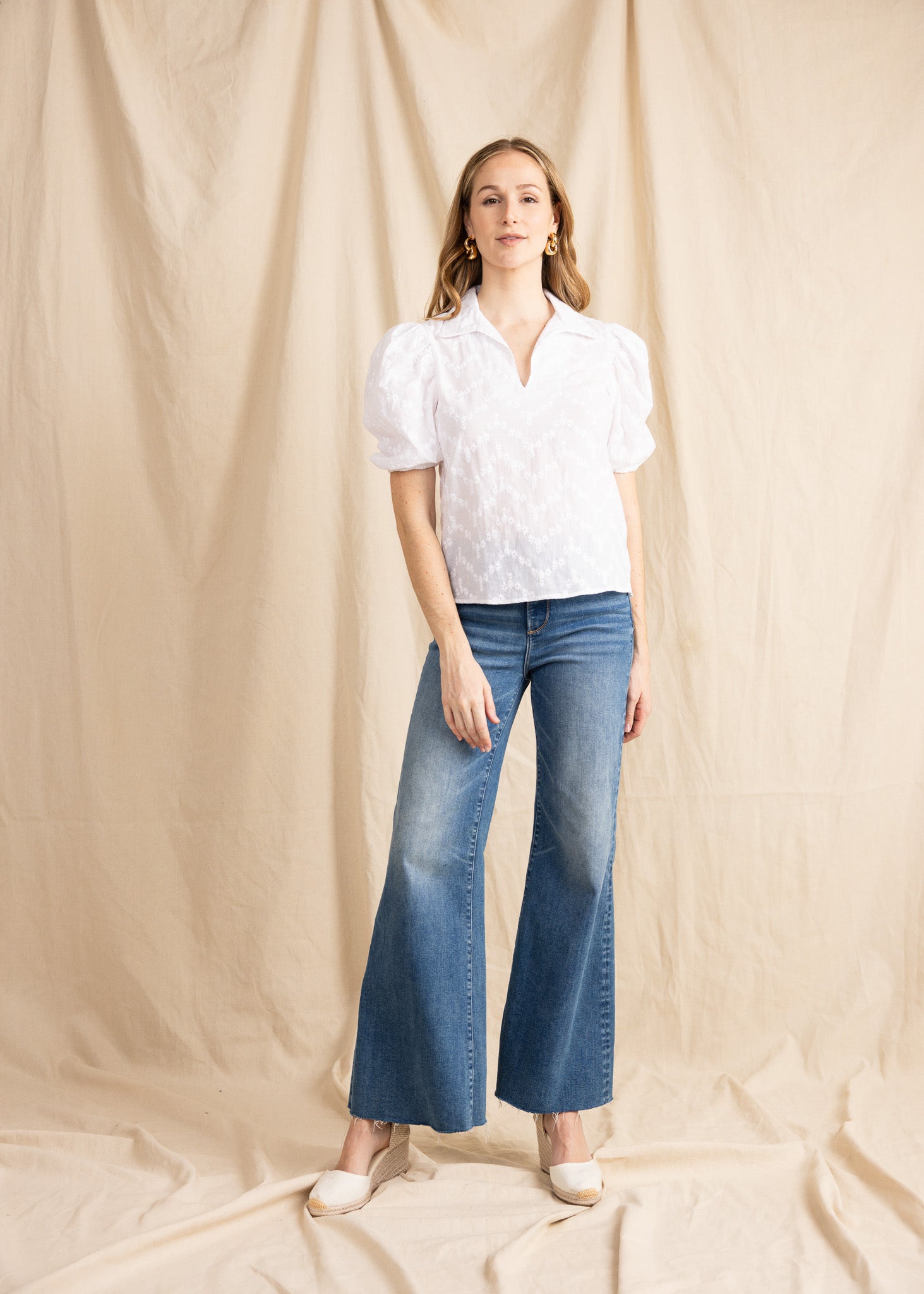 BEATRICE TOP eyelet