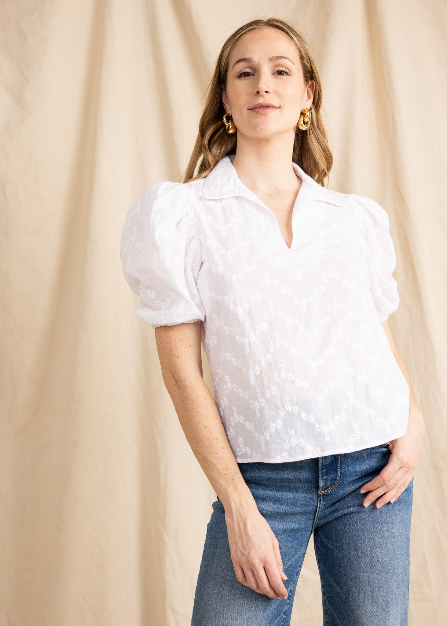 BEATRICE TOP eyelet