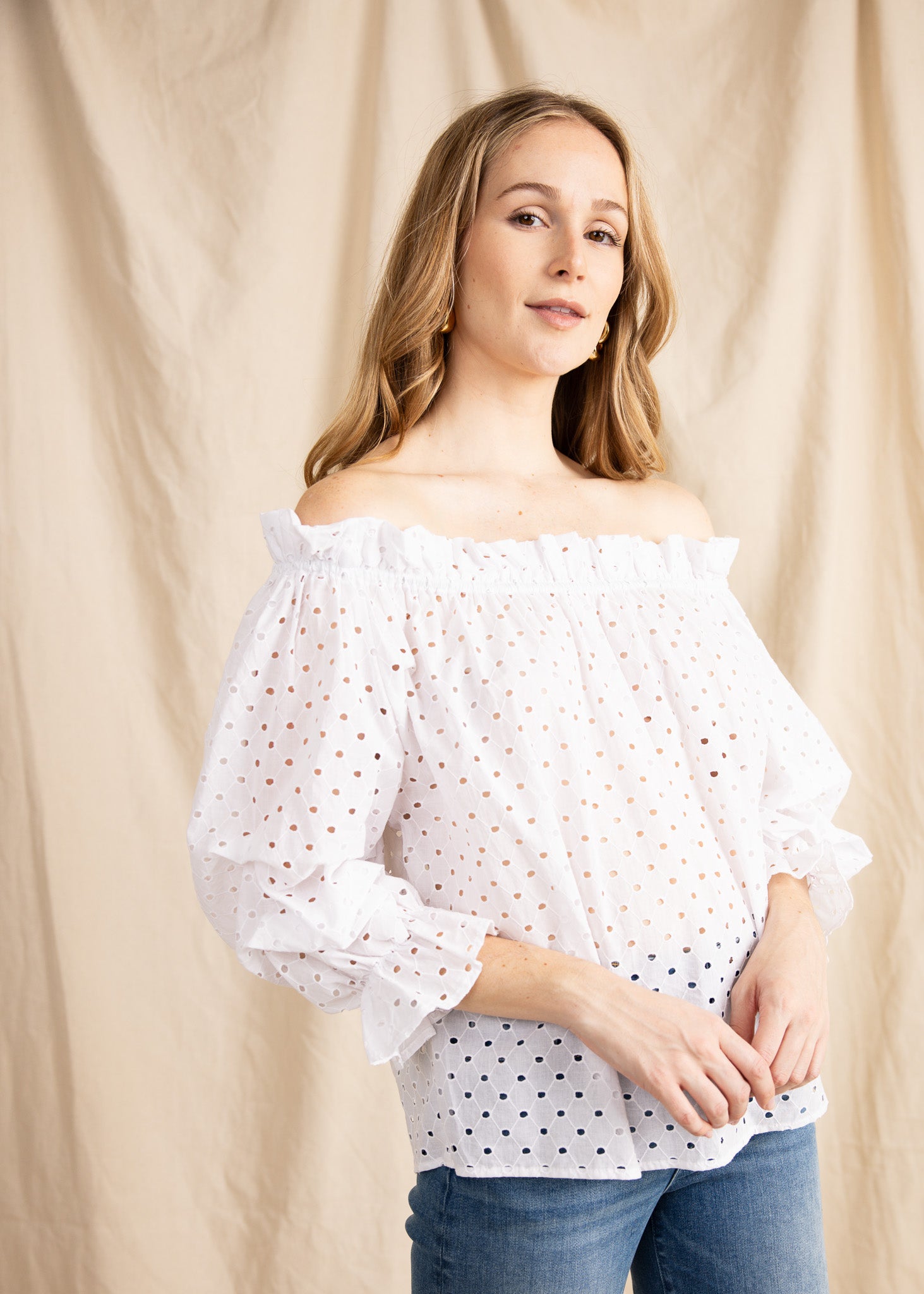 TAURIE TOP eyelet emb-lc113