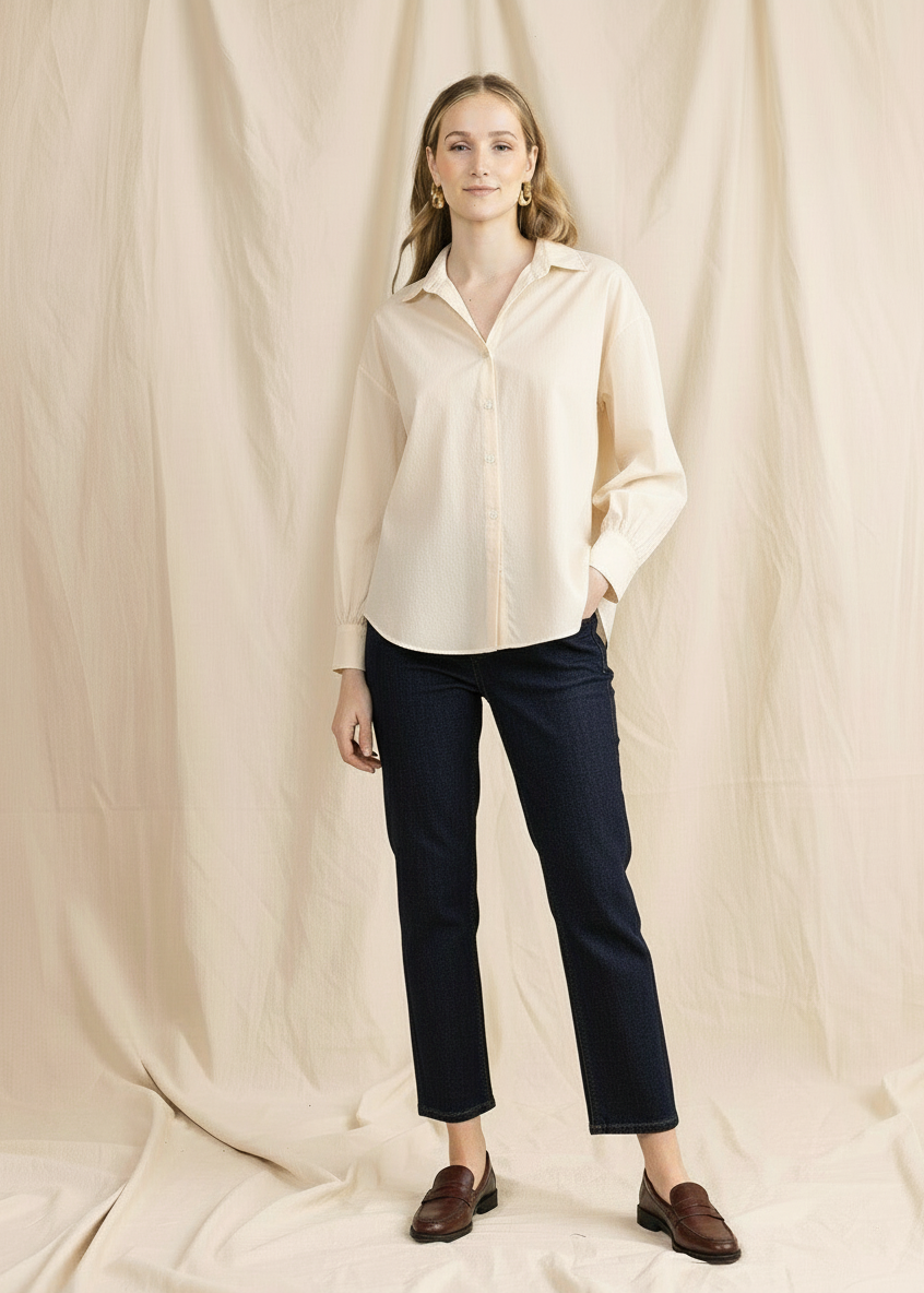 YanaK SARDINIA TOP featuring a stylish design and lightweight fabric, perfect for casual outings.