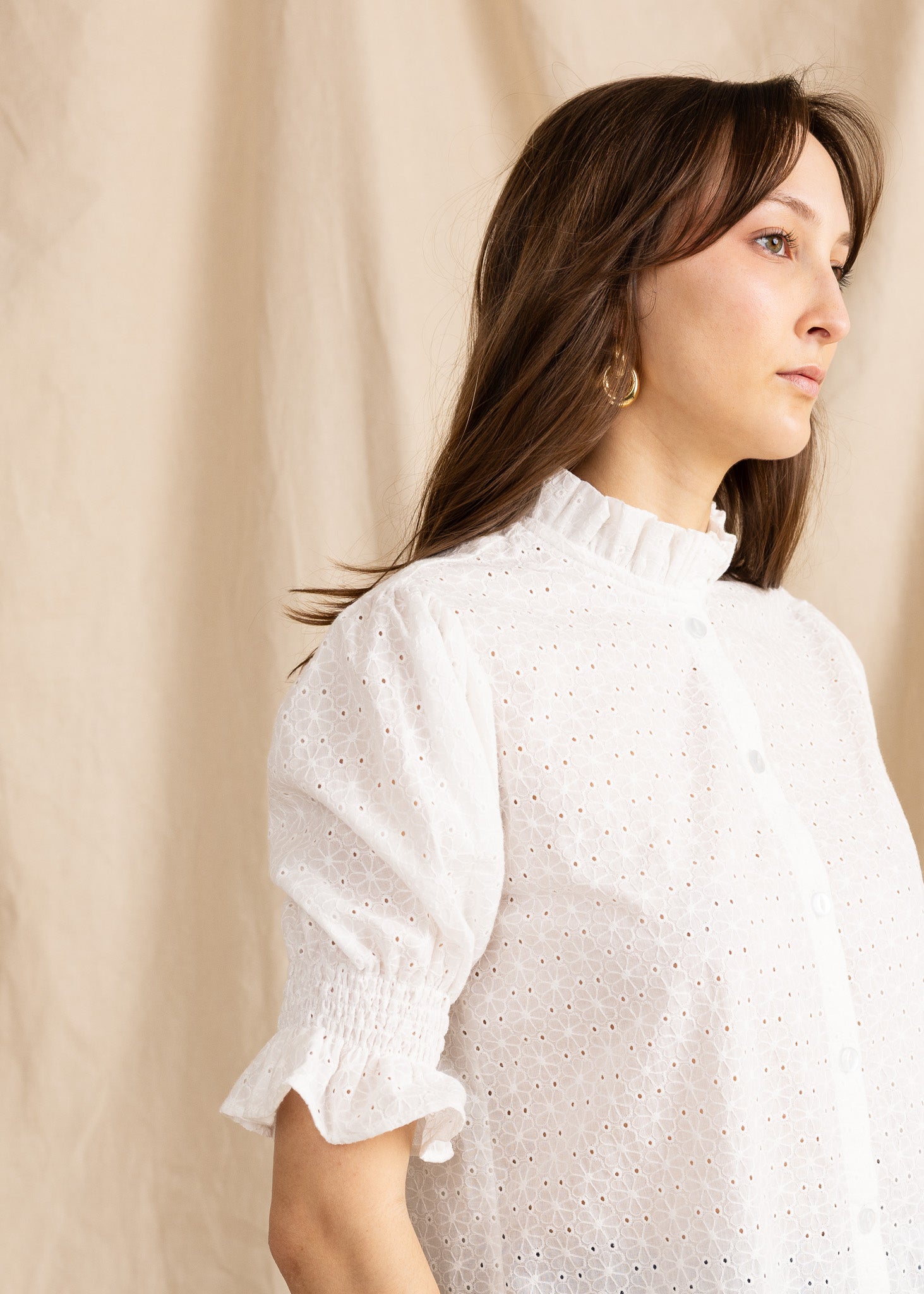 CLAUDETTE TOP eyelet