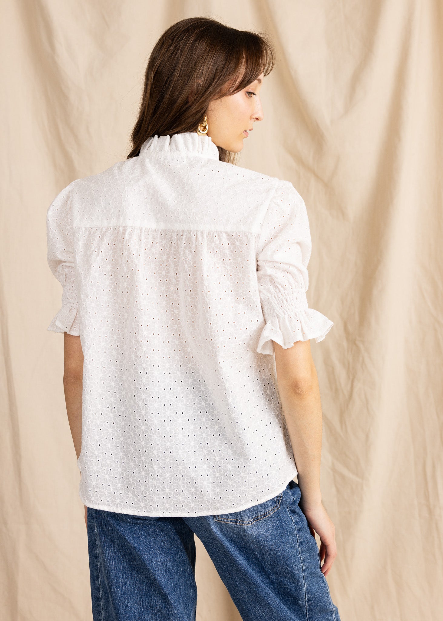 CLAUDETTE TOP eyelet