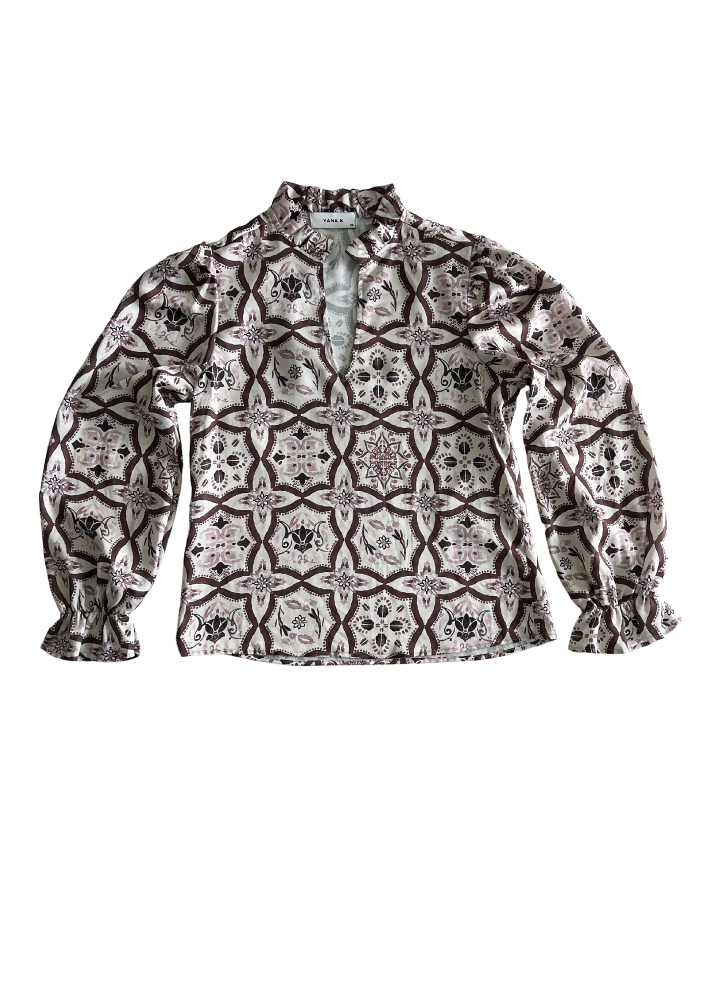 Yana K COLETTE top print featuring a vibrant floral design and a relaxed fit, perfect for casual wear.