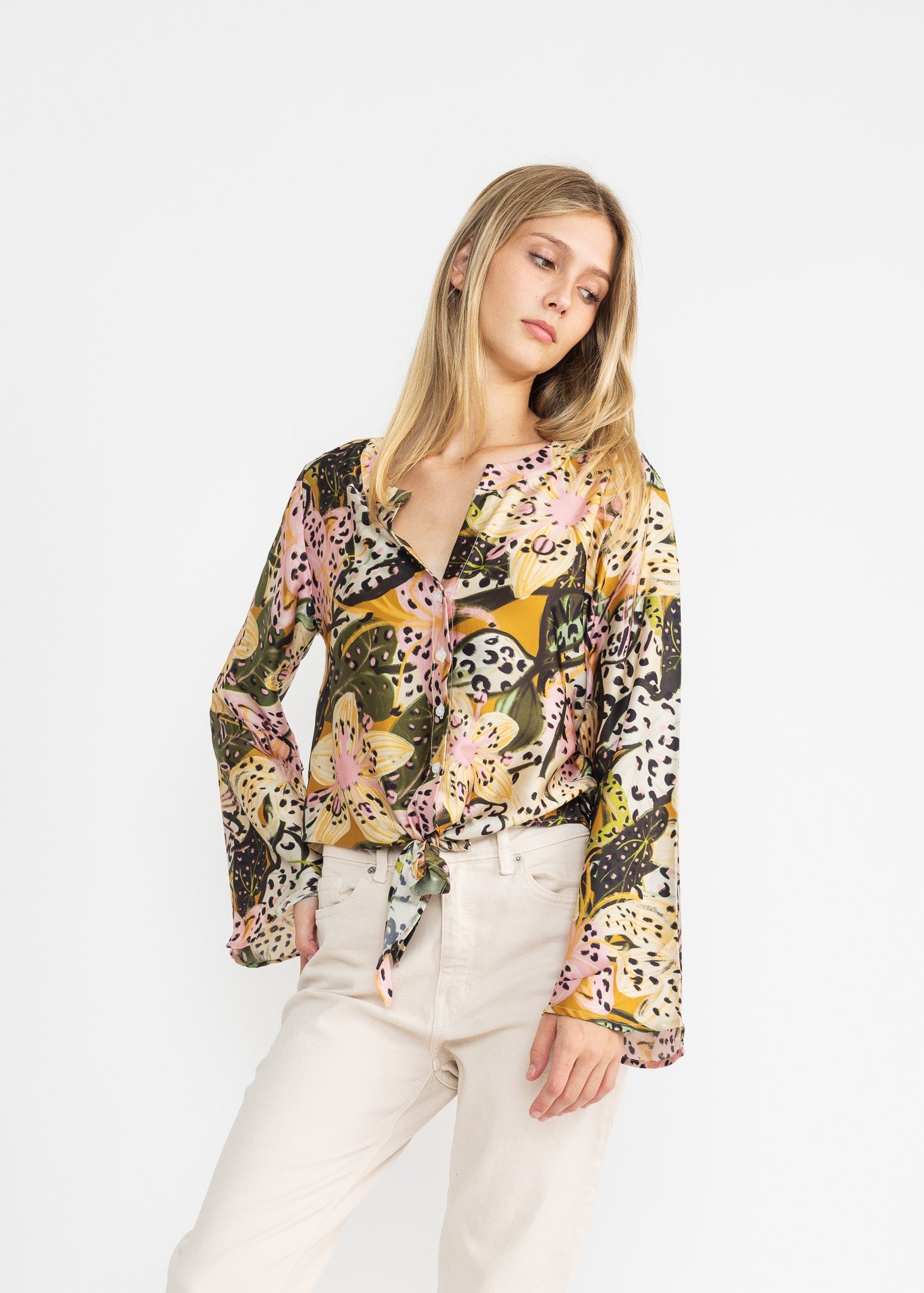 KHLOE TOP print F24 - Yana K Collective