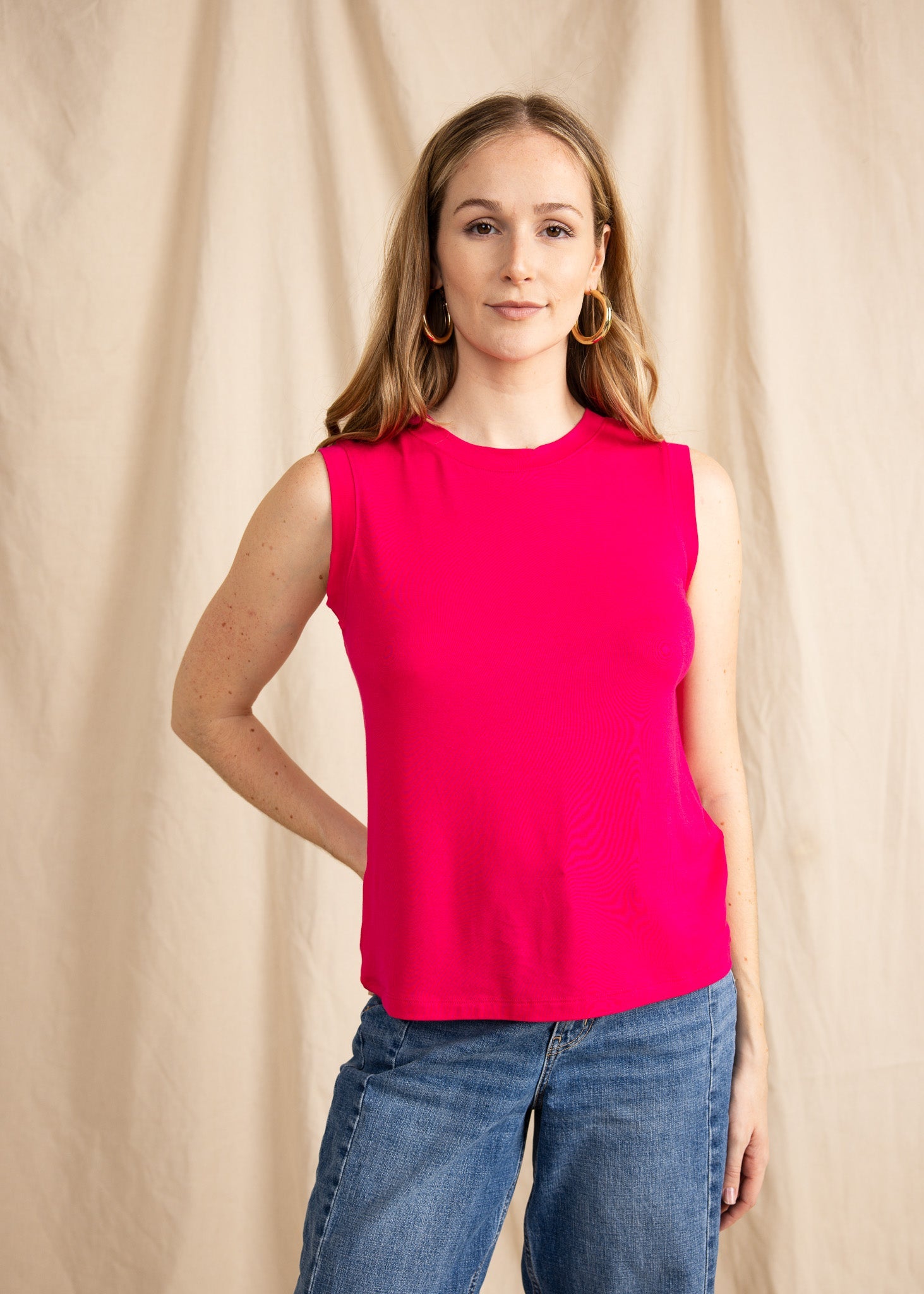 PAYTON muscle tee top - Yana K Collective