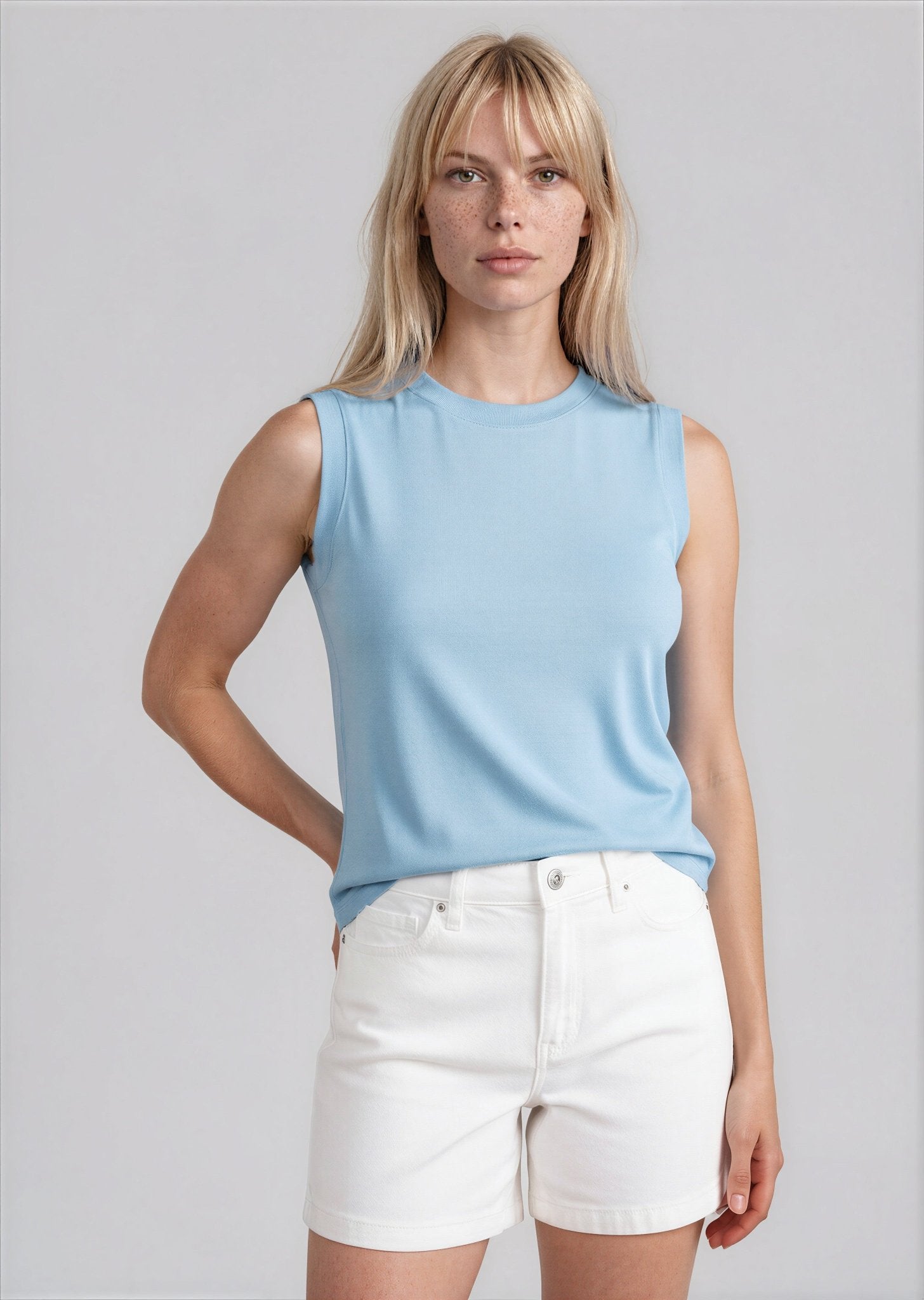 PAYTON women's muscle round neck tee - Yana K Collective