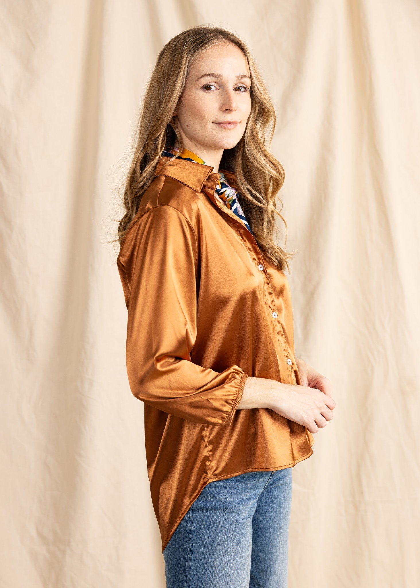 SASHA TOP satin - Yana K Collective