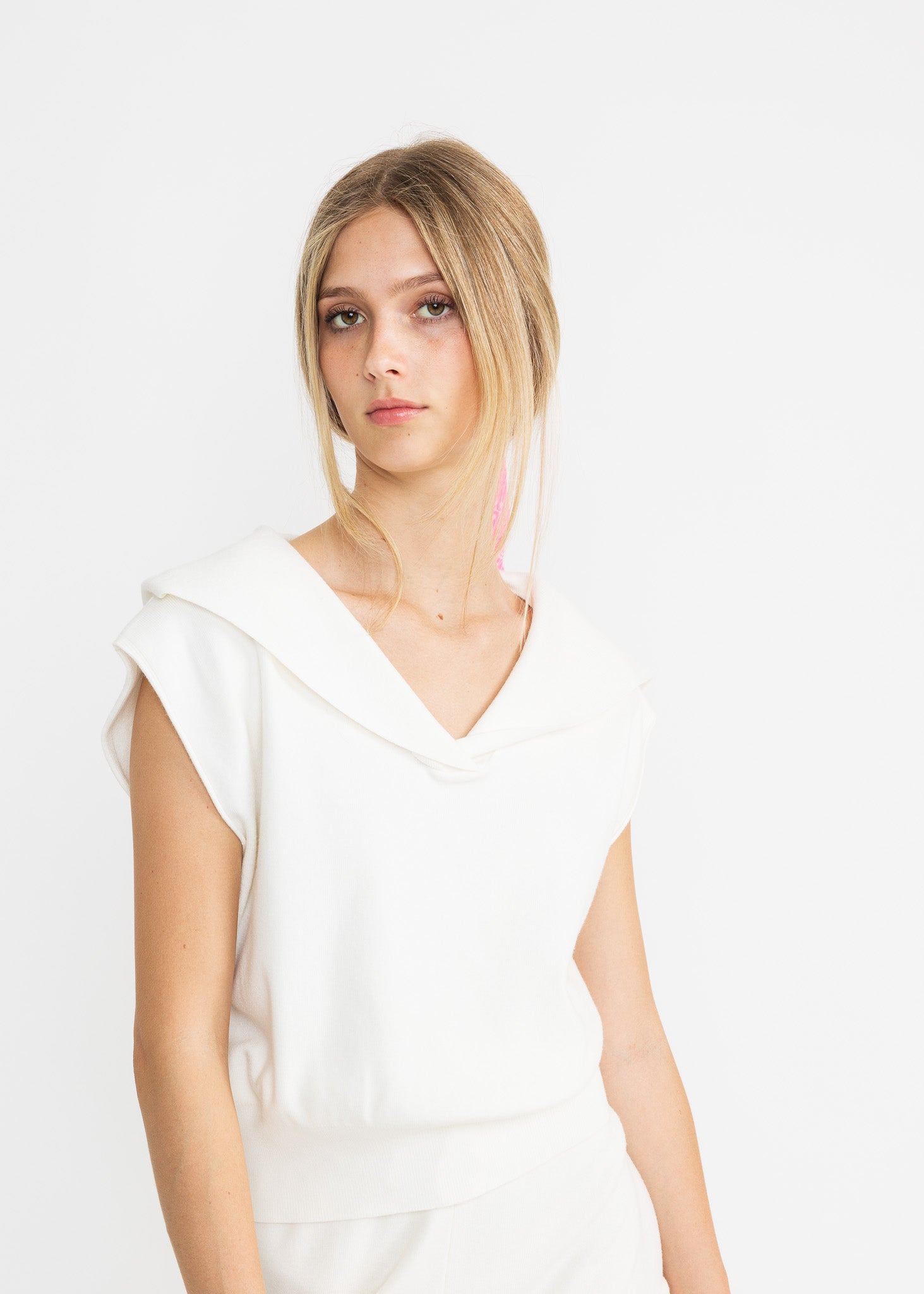 PAULINA SWEATER