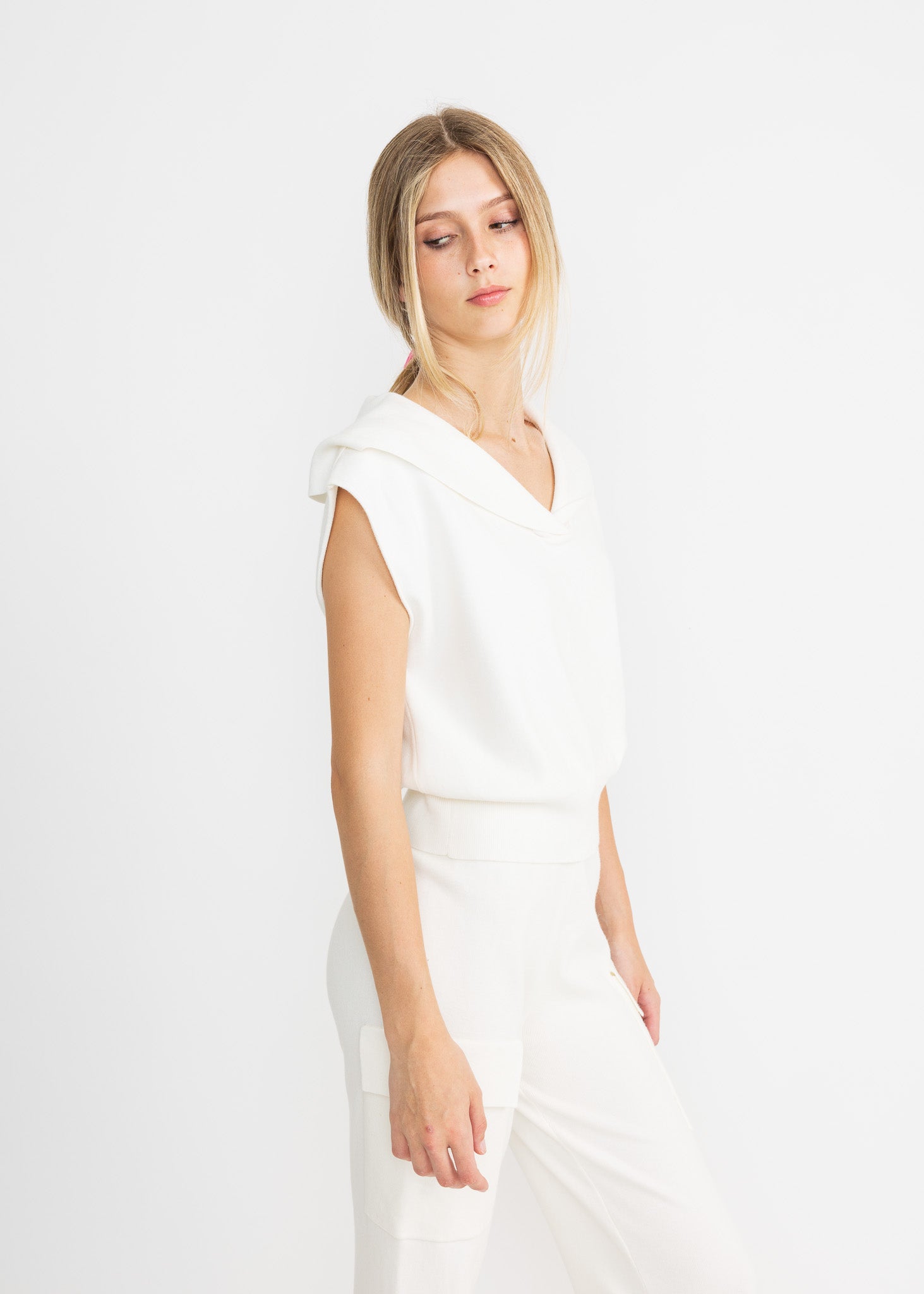 PAULINA SWEATER