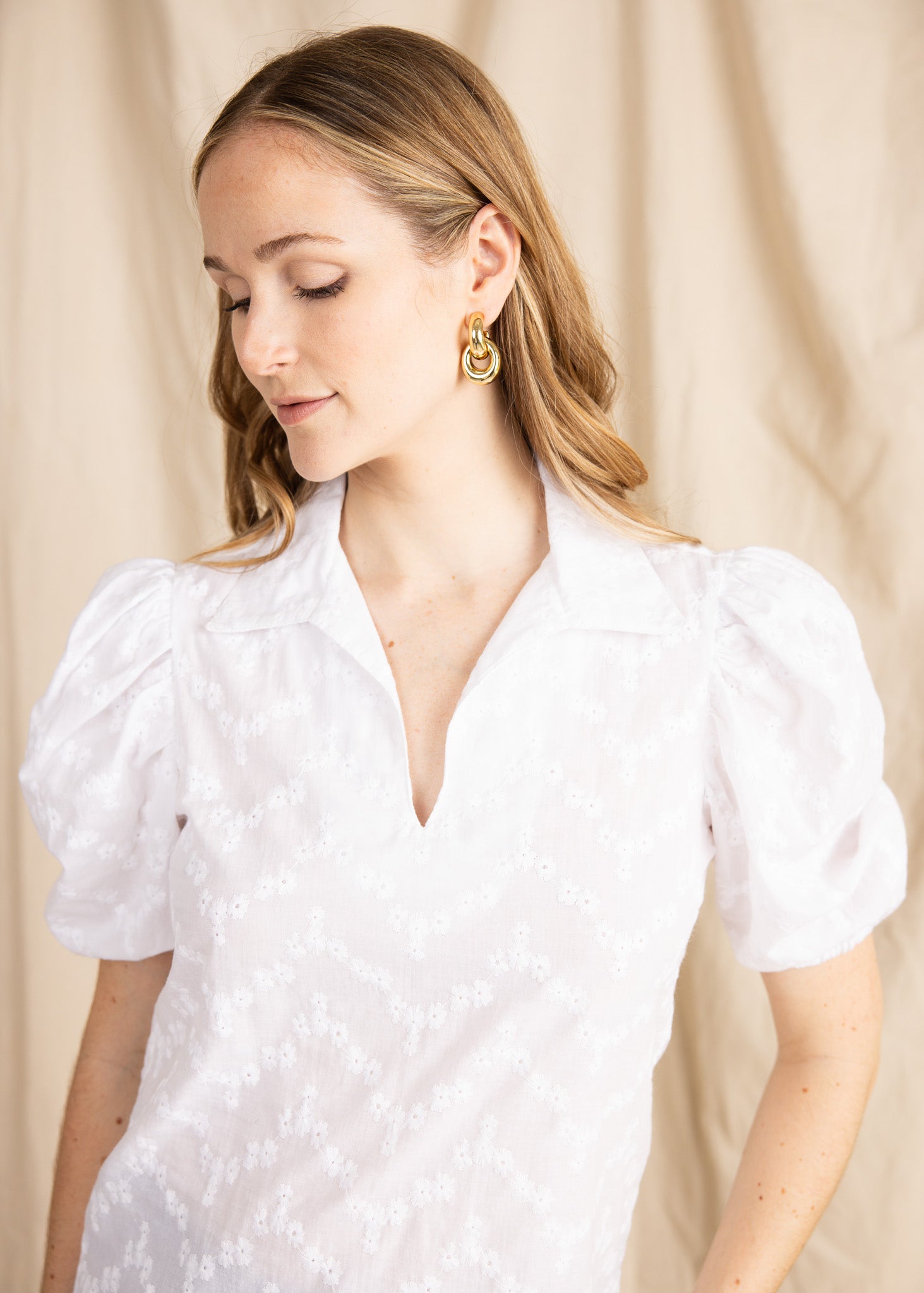 BEATRICE TOP eyelet
