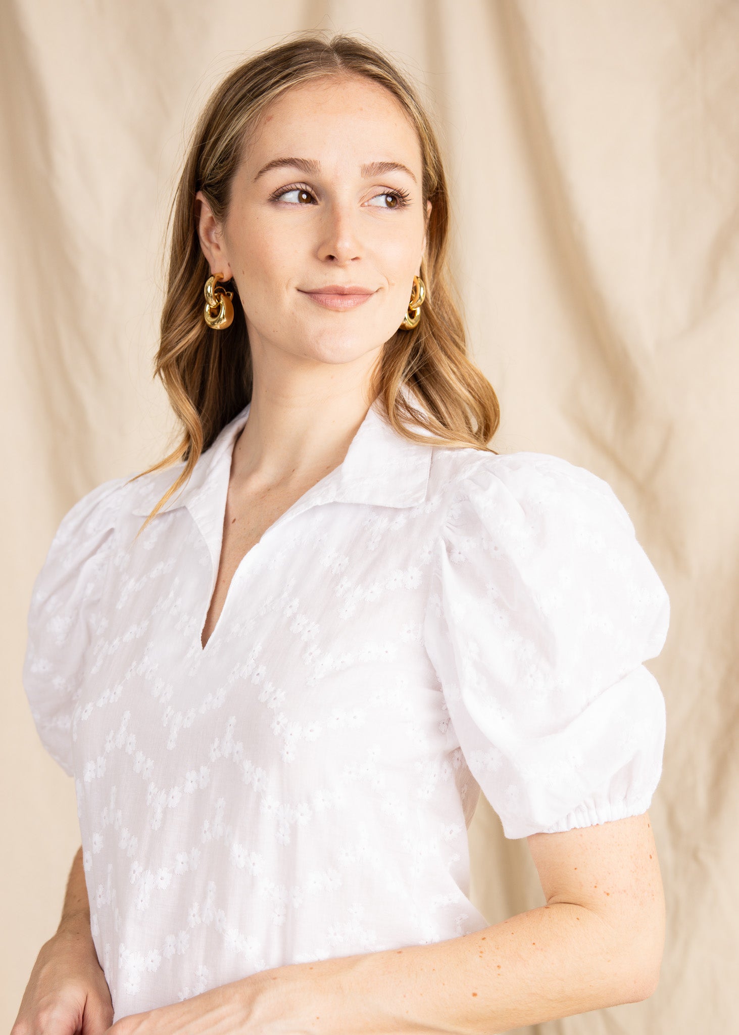 BEATRICE TOP eyelet