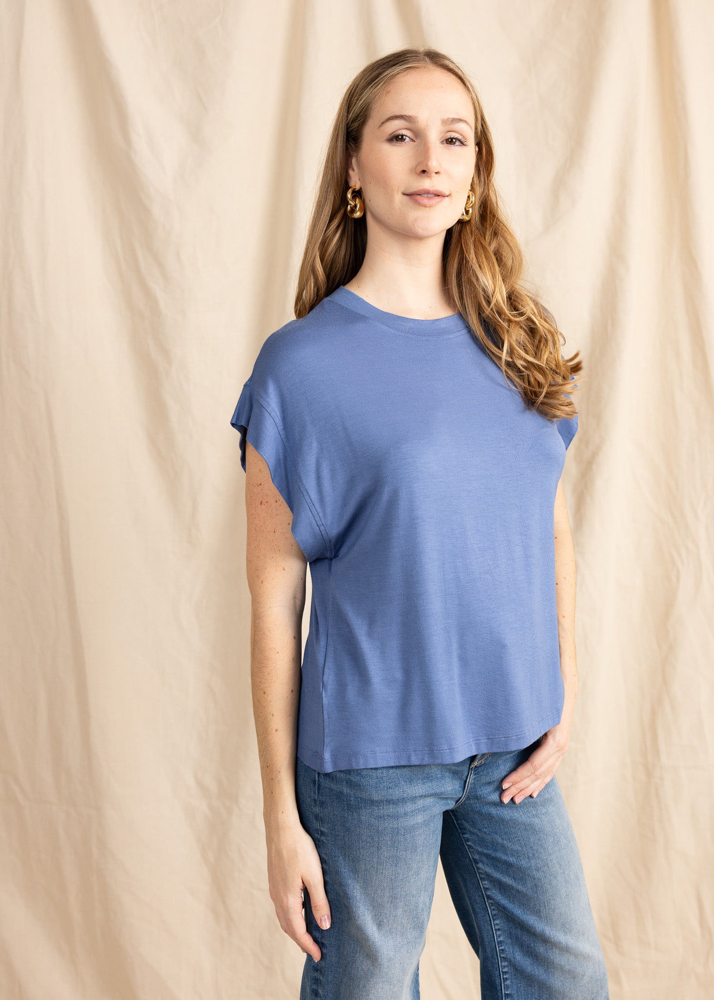 CLEMENTINE muscle tee top