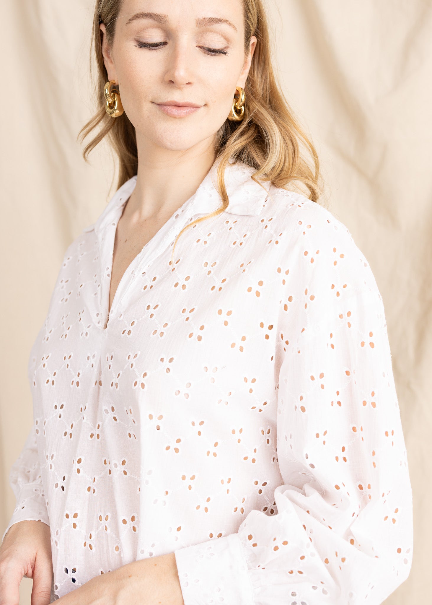 SARDINIA blouse cotton eyelet