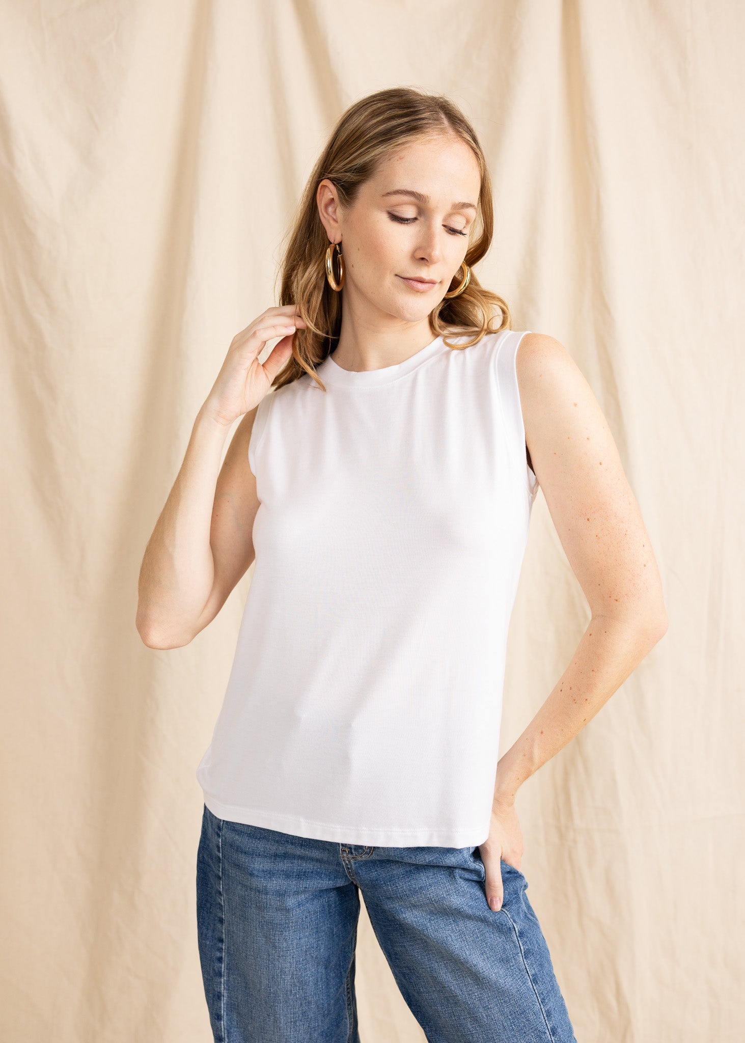 PAYTON muscle tee top - Yana K Collective