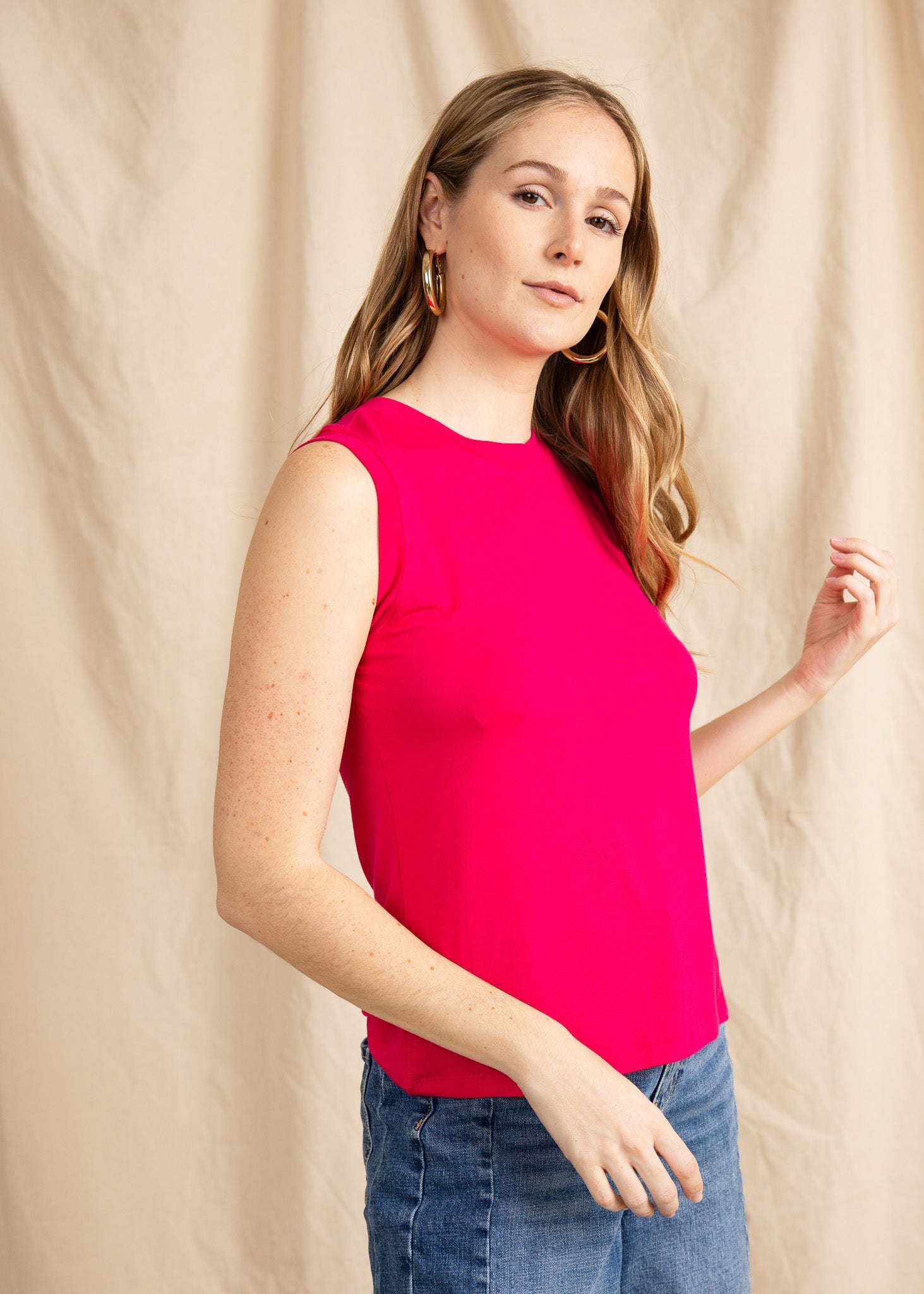 PAYTON muscle tee top - Yana K Collective