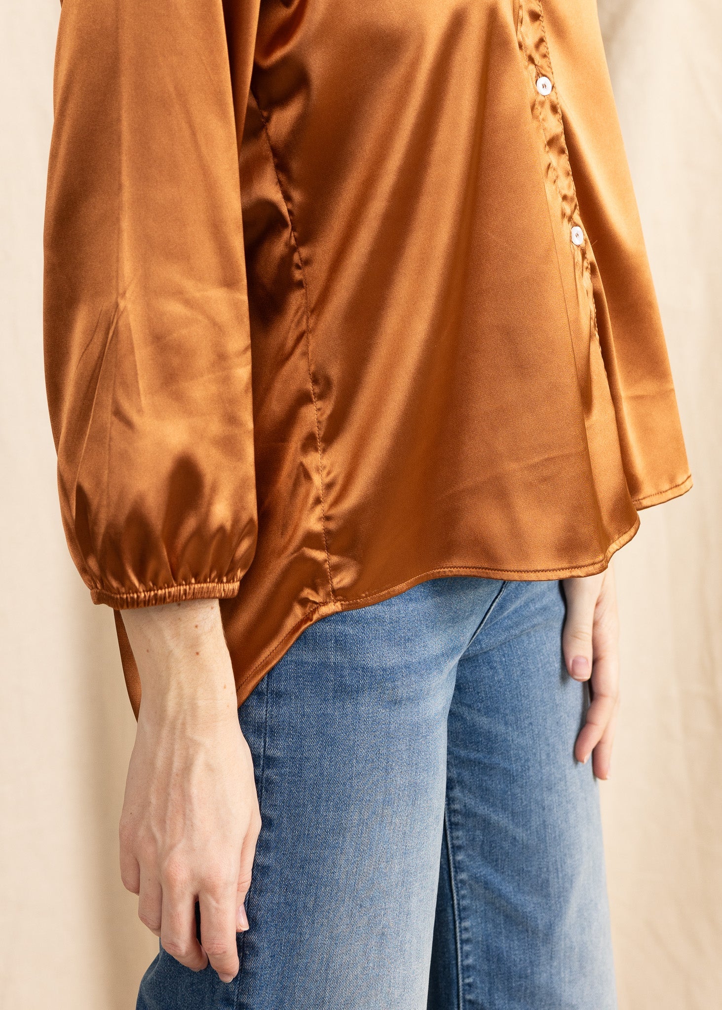 SASHA TOP satin - Yana K Collective